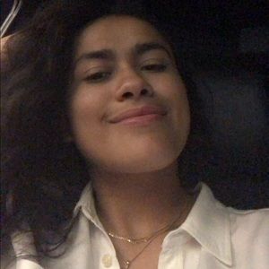 Meet your Posher, Gabriella